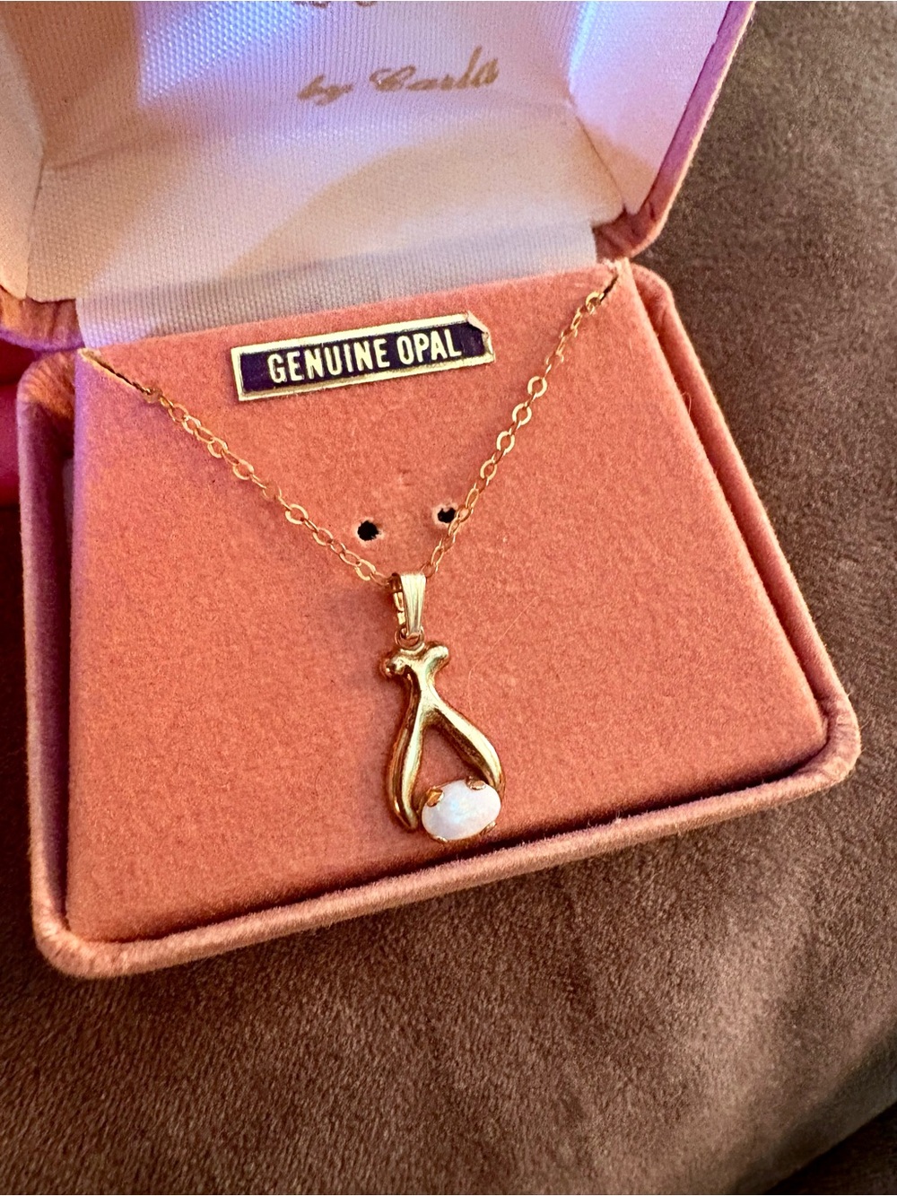 Genuine Opal 14k Vintage Pendant Necklace